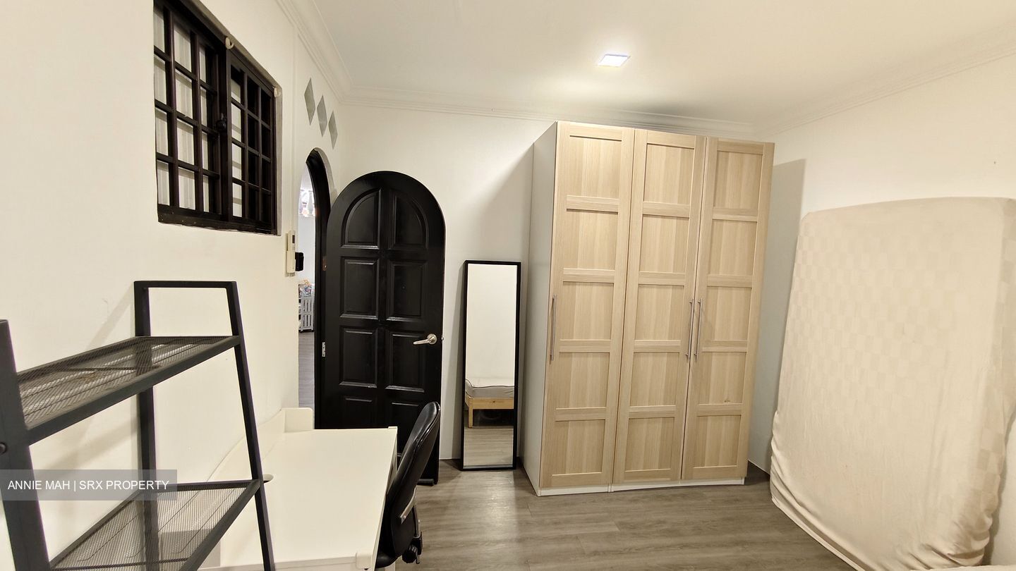 Lorong 42 Geylang (D14), Terrace #569893021